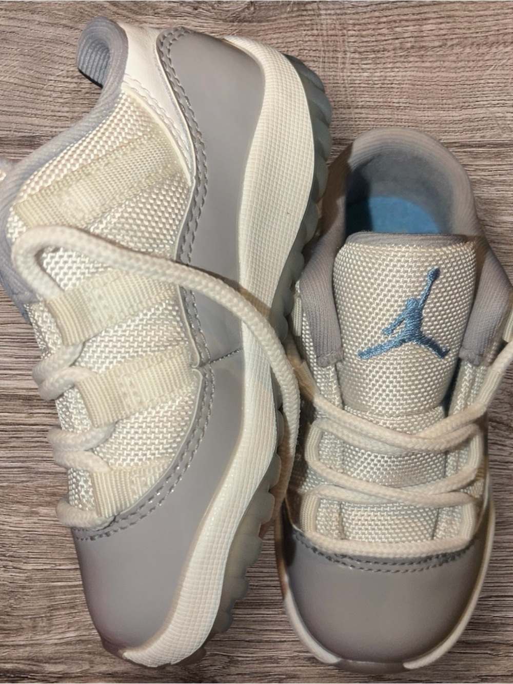 Jordan 11s